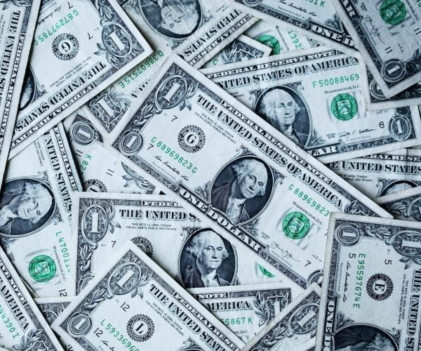 many dollar banknotes